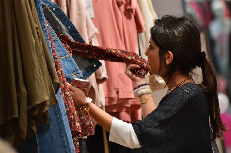 Shana Shop Opening
